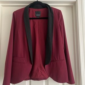 Trouve Size SM blazer only worn a few times
